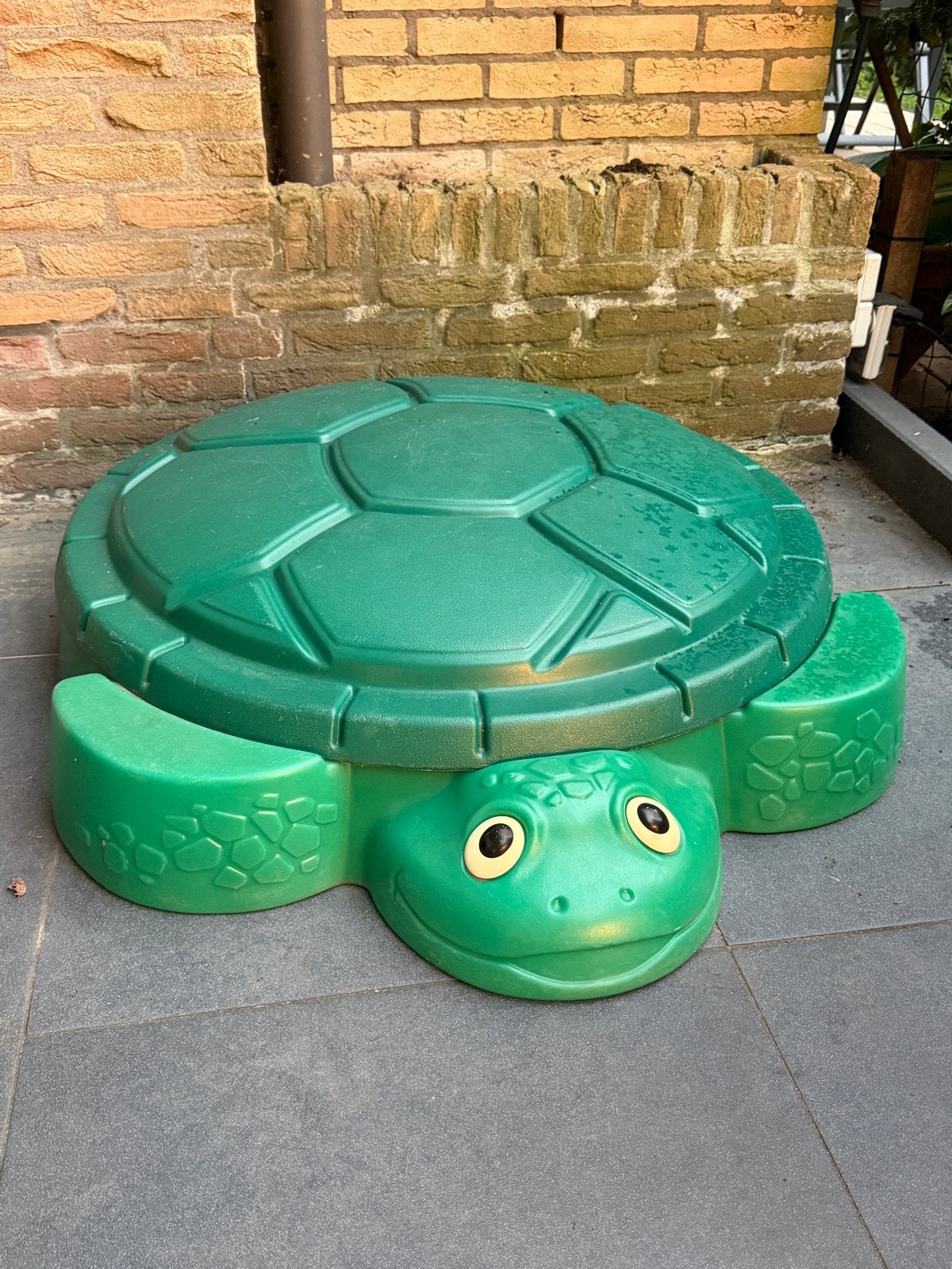 Zandbak schelp zo goed als nieuw, Kinderen en Baby's, Speelgoed | Buiten | Zandbakken, Ophalen, Zo goed als nieuw