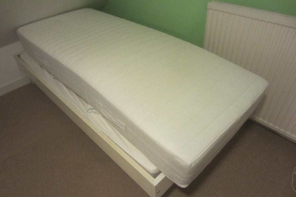 Gratis af te halen: enkel matras 80x200, Ophalen, Eenpersoons, Zo goed als nieuw, 80 cm