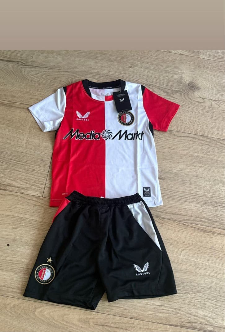Feyenoord thuistenue 2026-2027 kids maten, Overige typen, Nieuw, Ophalen of Verzenden, Maat 34 (XS) of kleiner