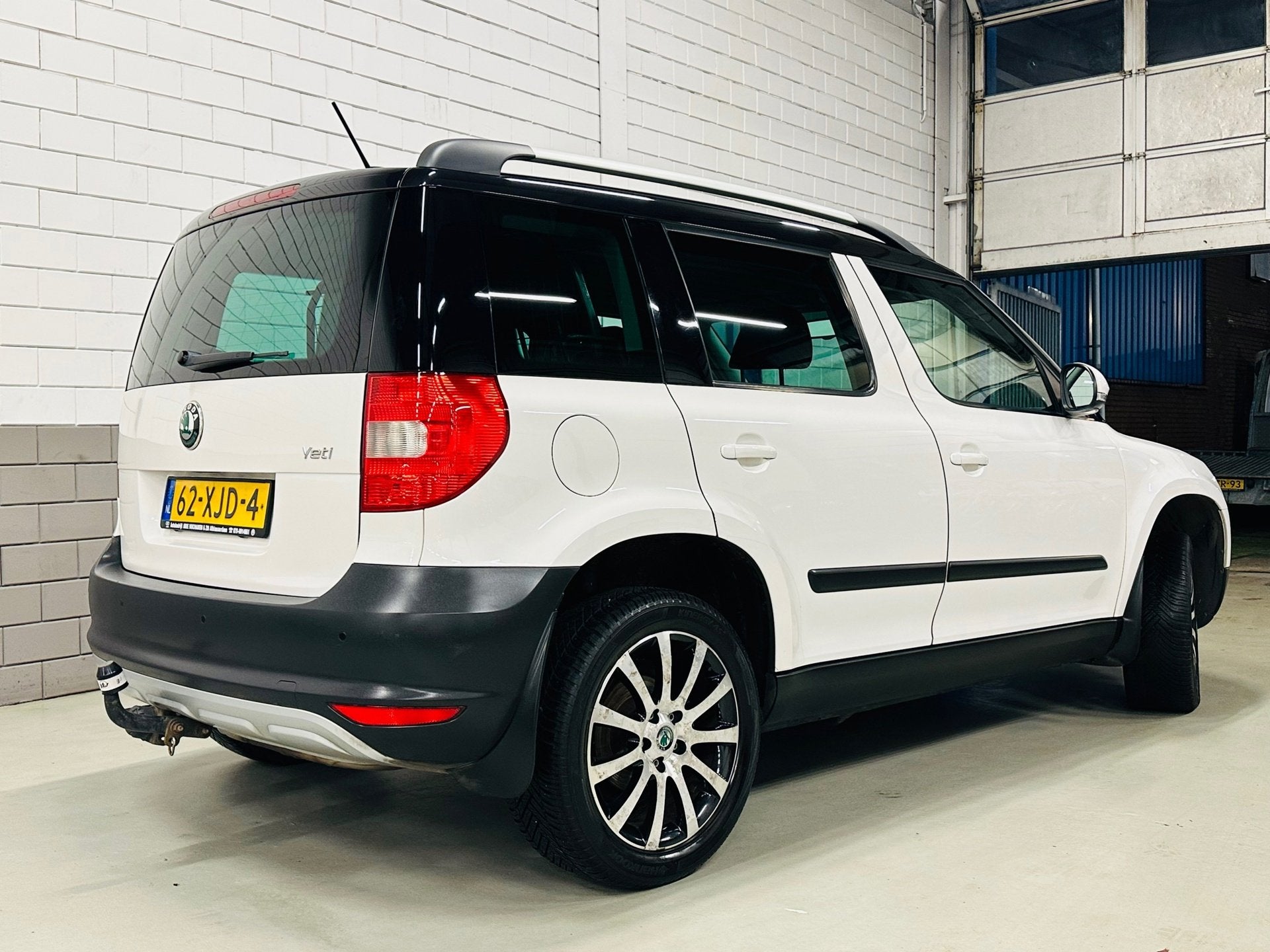 Skoda Yeti 1.2 TSI Elegance Automaat, Auto's, Skoda, Euro 5, Stof, Gebruikt, 680 kg