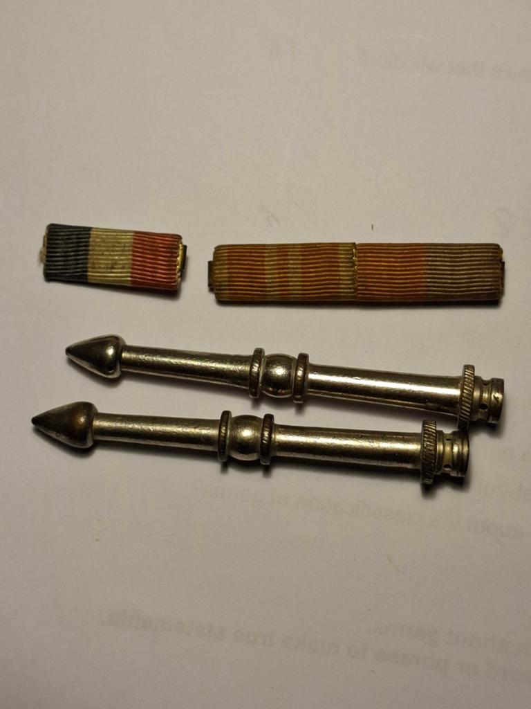 Medaille batons (kmar), Verzamelen, Ophalen of Verzenden, Marechaussee, Nederland, Lintje, Medaille of Wings