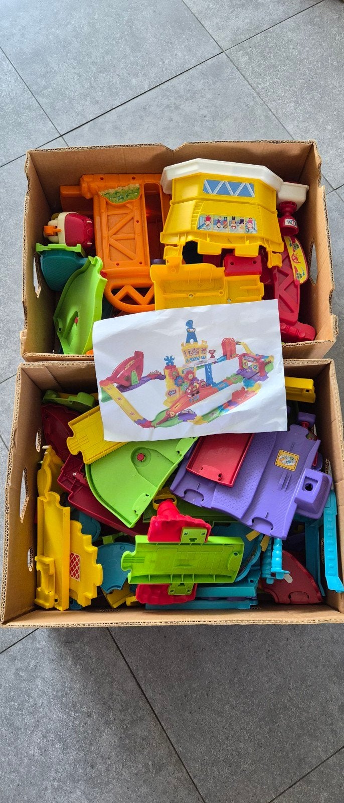 VTech Toet Toet Auto's - Super RC Racecircuit, Ophalen, Zo goed als nieuw, Handmatig, Overige merken