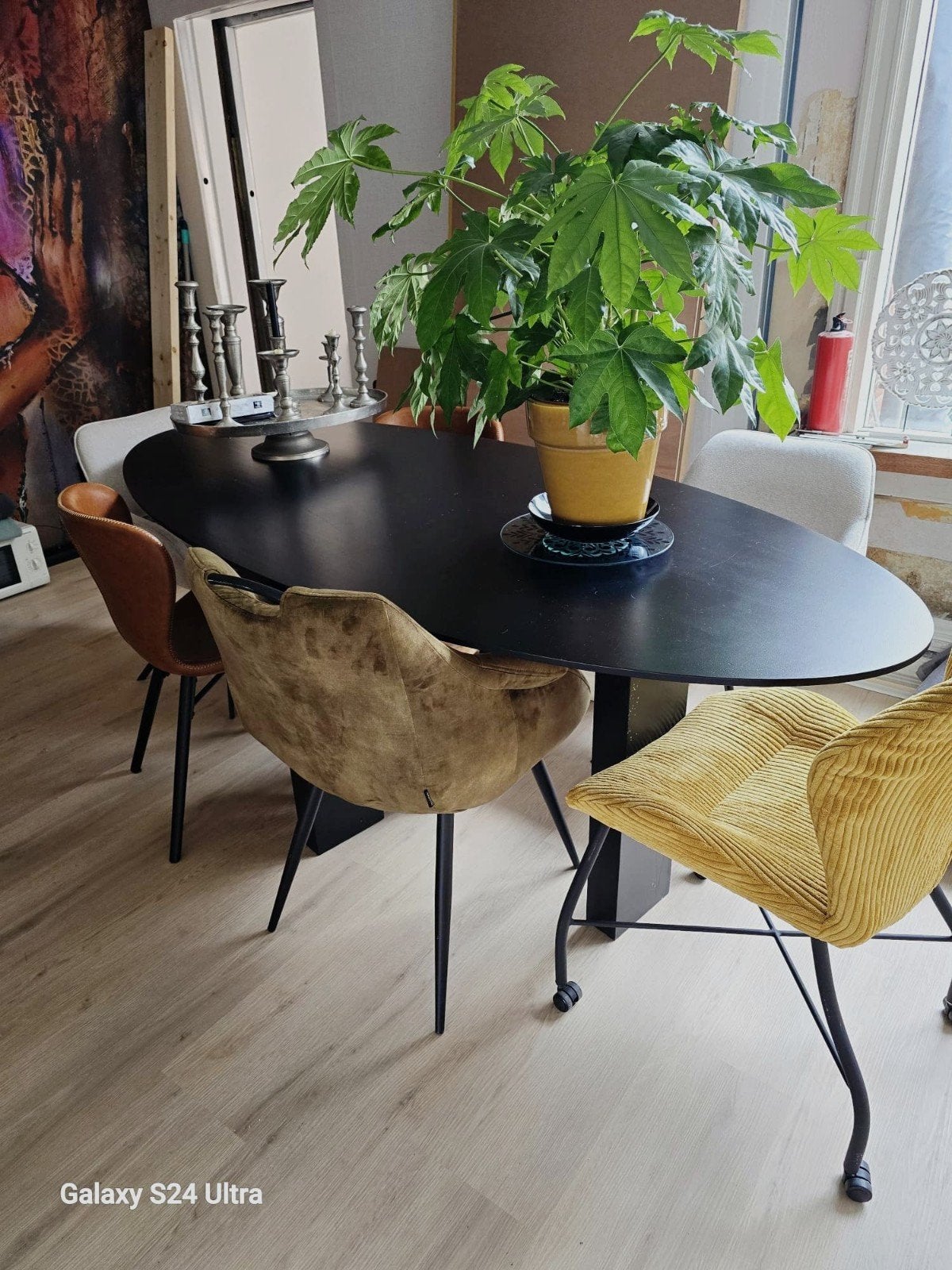 Zwarte ovale eettafel, massief eiken, Enzo Luca, Ophalen, 100 tot 150 cm, Eikenhout, 200 cm of meer