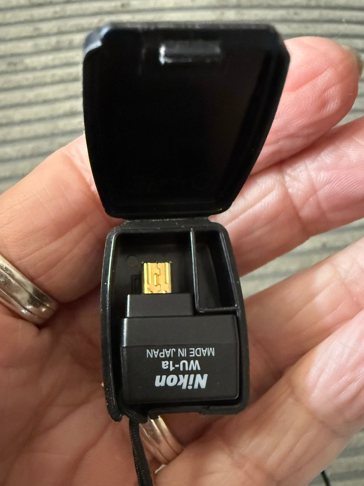 Nikon WU-1a Wireless Mobile Adapter, Ophalen of Verzenden, Zo goed als nieuw, Overige merken, Draadloos