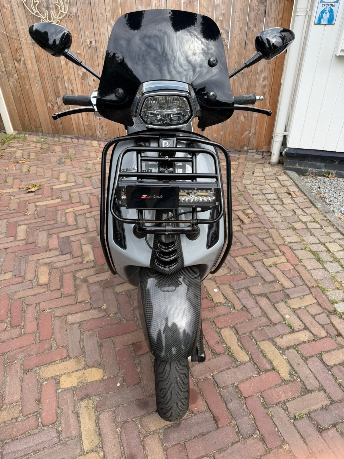 Vespa sprint nardo grey 2019, Fietsen en Brommers, Scooters | Vespa, Ophalen of Verzenden, Zo goed als nieuw, Benzine, Overige modellen