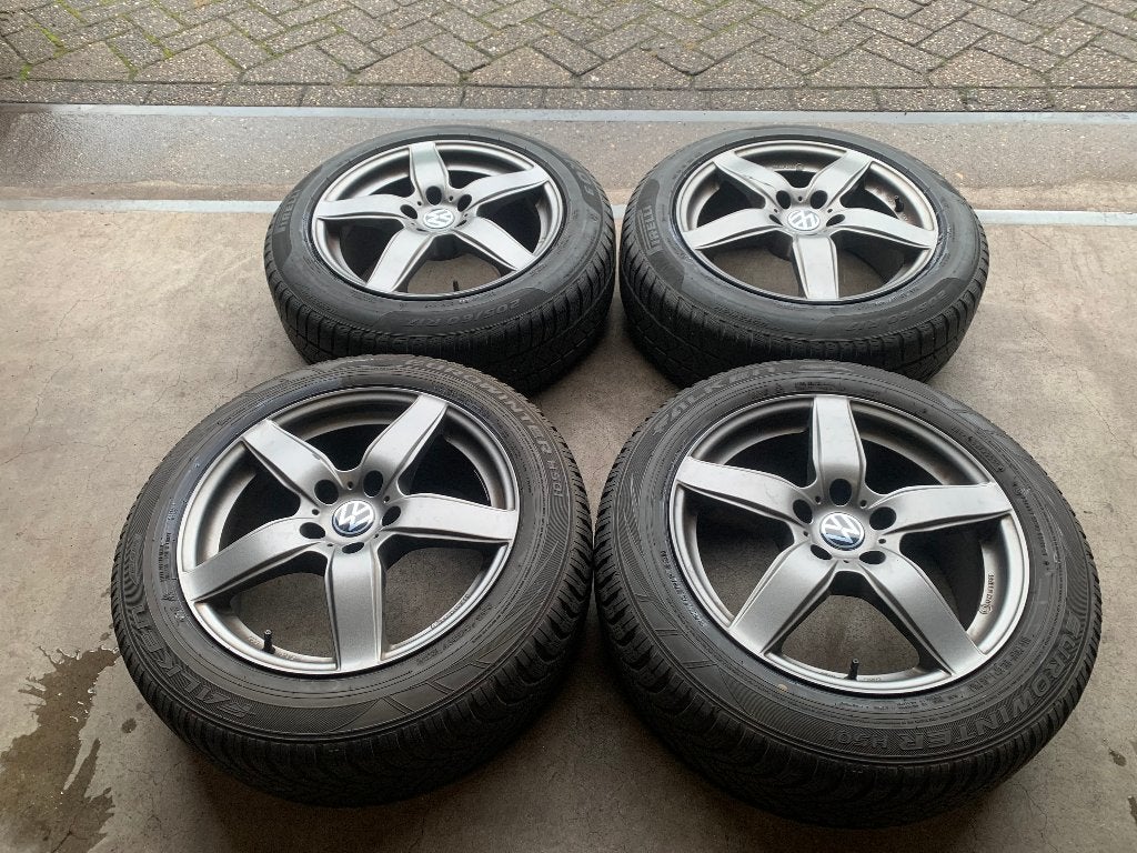 VW T-ROC AUDI Q2 CADDY VELGEN + WINTERBANDEN 205 60 R17, Gebruikt, ., Banden en Velgen, 17 inch