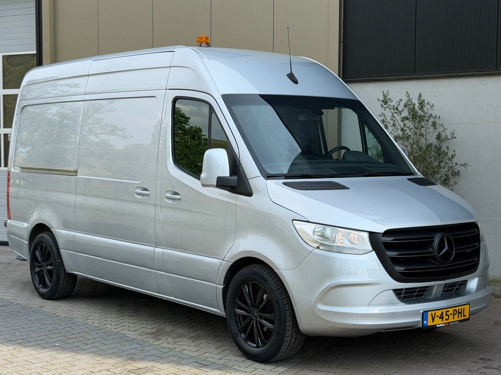 Mercedes-Benz Sprinter 316 2.2 CDI|L2H2|Carplay|Camera|Stand, Auto's, Achterwielaandrijving, Gebruikt, 163 pk, Mercedes-Benz