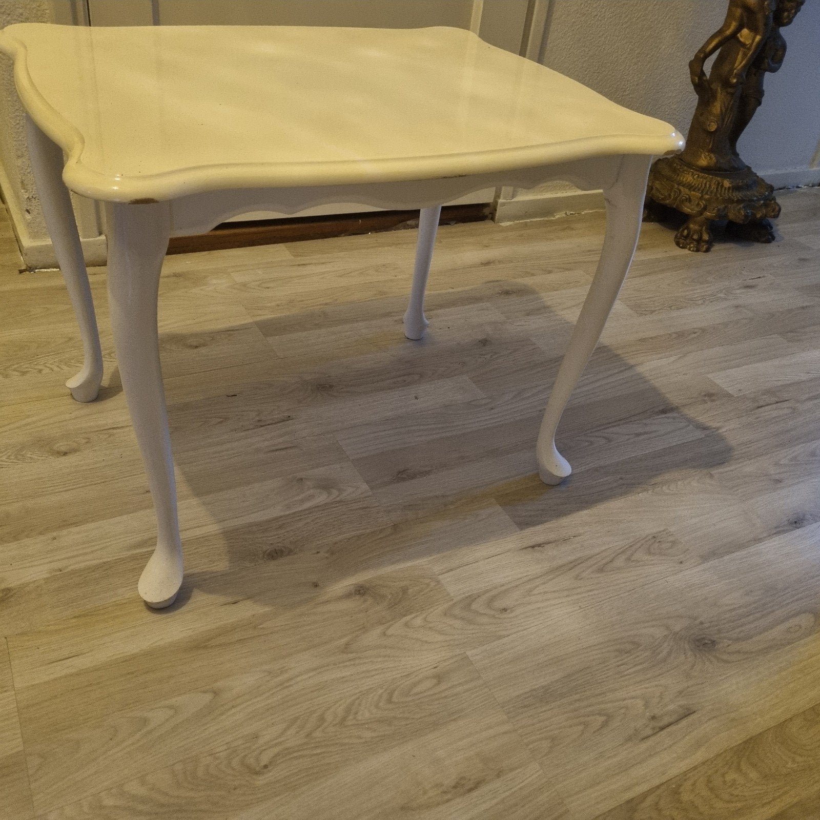 Queen Ann bijzettafel met sierlijke poten, Minder dan 50 cm, Gebruikt, 50 tot 100 cm, Queen Ann