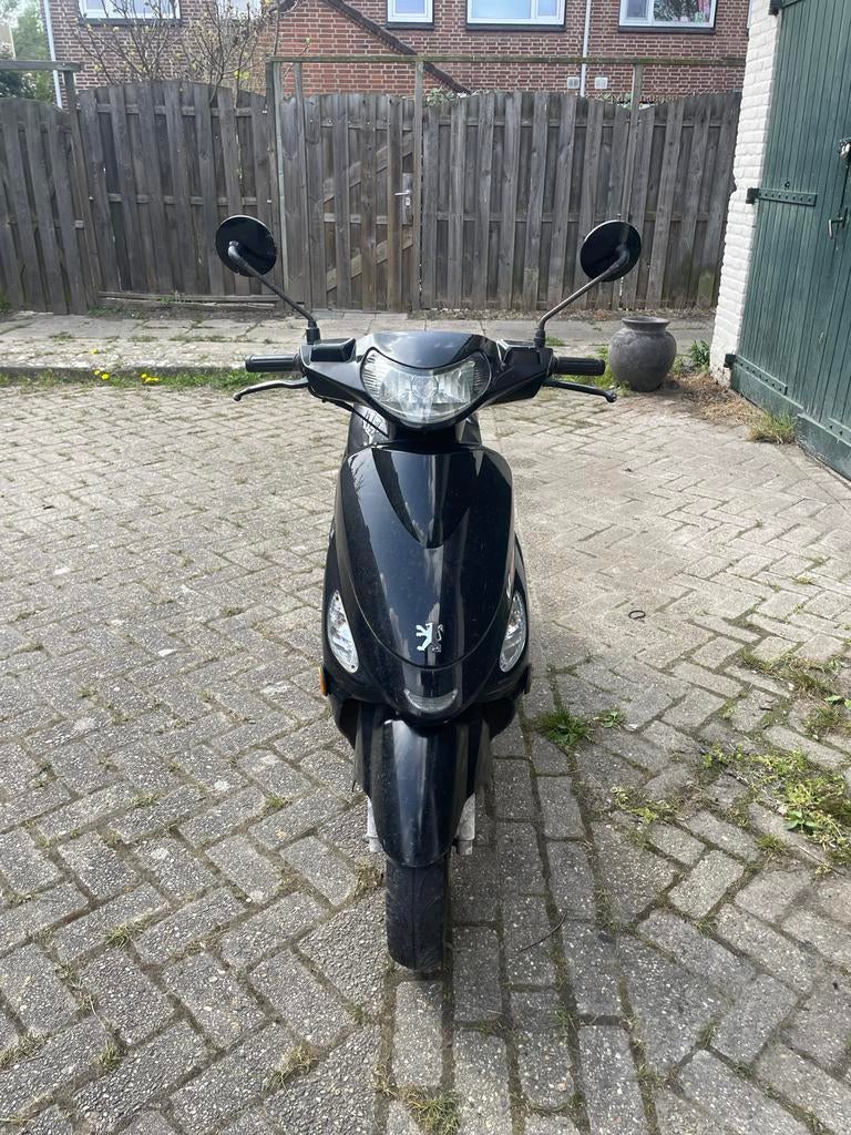 Peugeot V-Clic scooter, Fietsen en Brommers, Gebruikt, Overige modellen, Maximaal 45 km/u, Ophalen of Verzenden