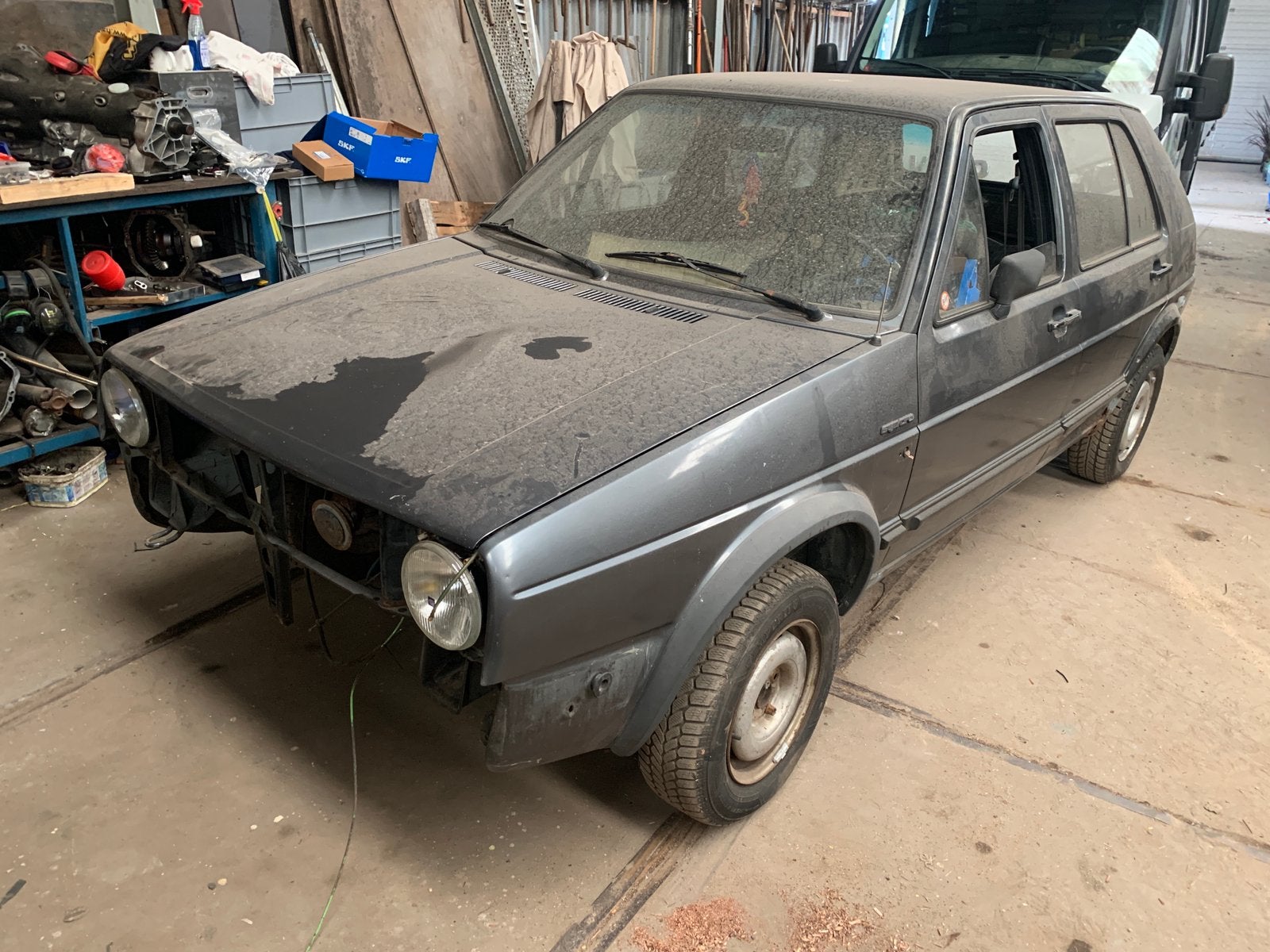 Volkswagen golf 2 syncro, 4 cilinders, Handgeschakeld, Vierwielaandrijving, Zilver of Grijs