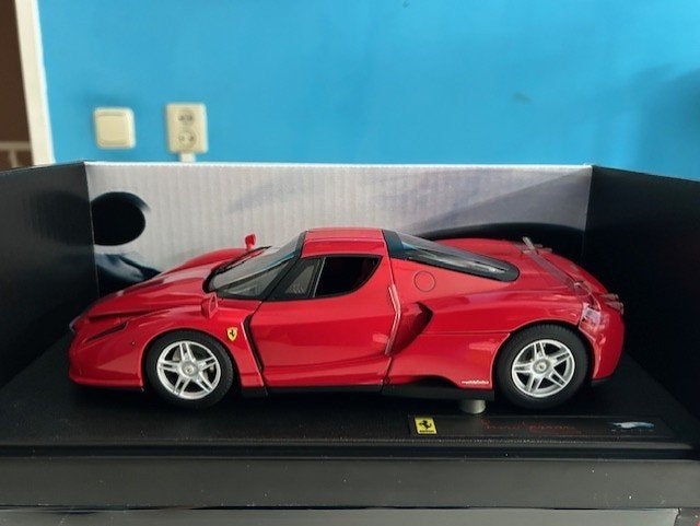 FERRARI ENZO 1:18 HOT WHEELS ELITE, Ophalen of Verzenden, Zo goed als nieuw, Auto, Hot Wheels