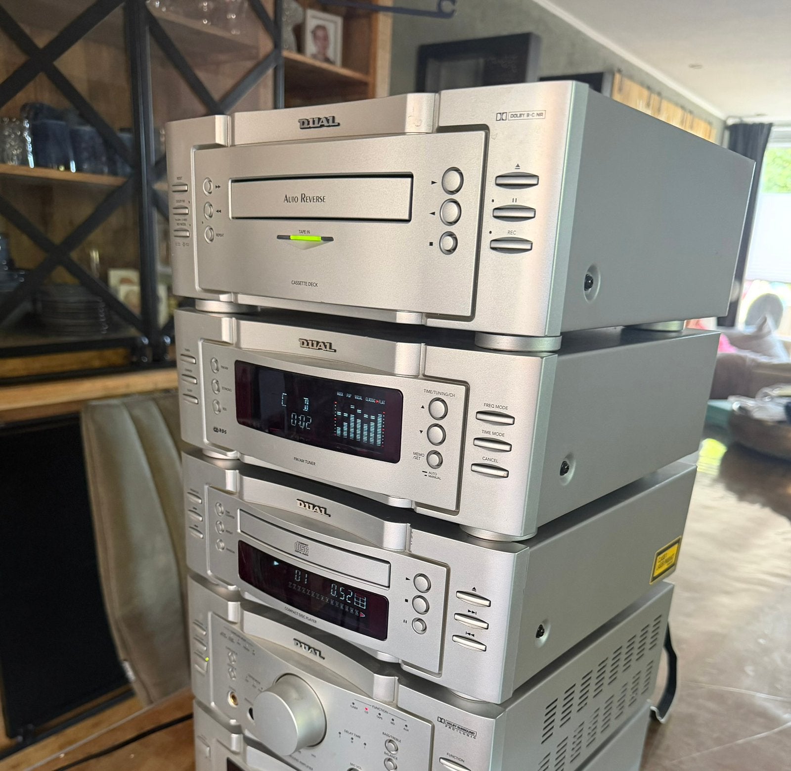 Foto 8 van Dual stereo installatie losse componenten midi zilver