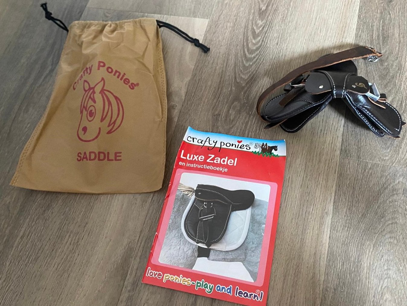 Crafty Ponies Premium Zadel zgan, Ophalen of Verzenden, Zo goed als nieuw, Jongen of Meisje