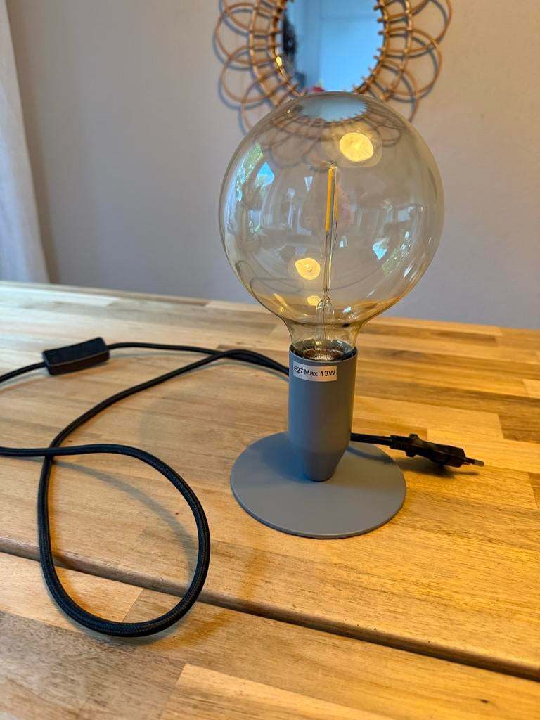 Tafellamp Conrad Jysk grijs E27 fitting, Ophalen of Verzenden, Zo goed als nieuw, Metaal, Minder dan 50 cm