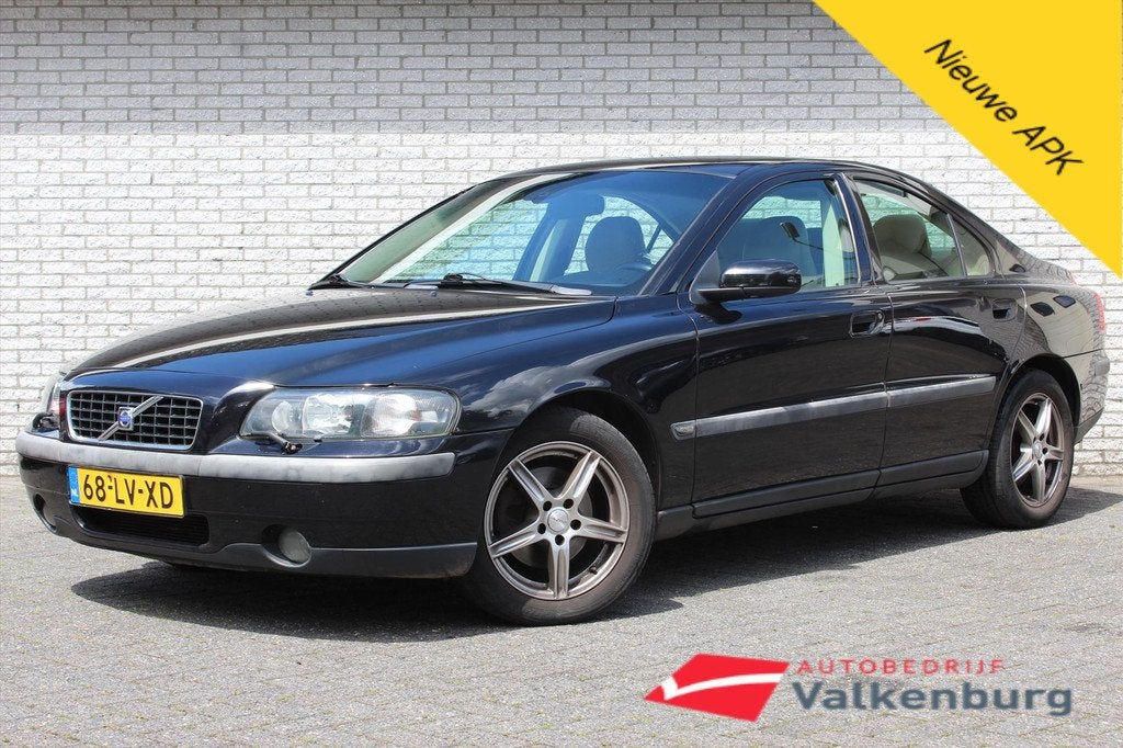 Volvo S60 2.4 Edition | Nieuwe APK | Trekhaak | Stoelverw. |, Voorwielaandrijving, 1442 kg, Gebruikt, Beige