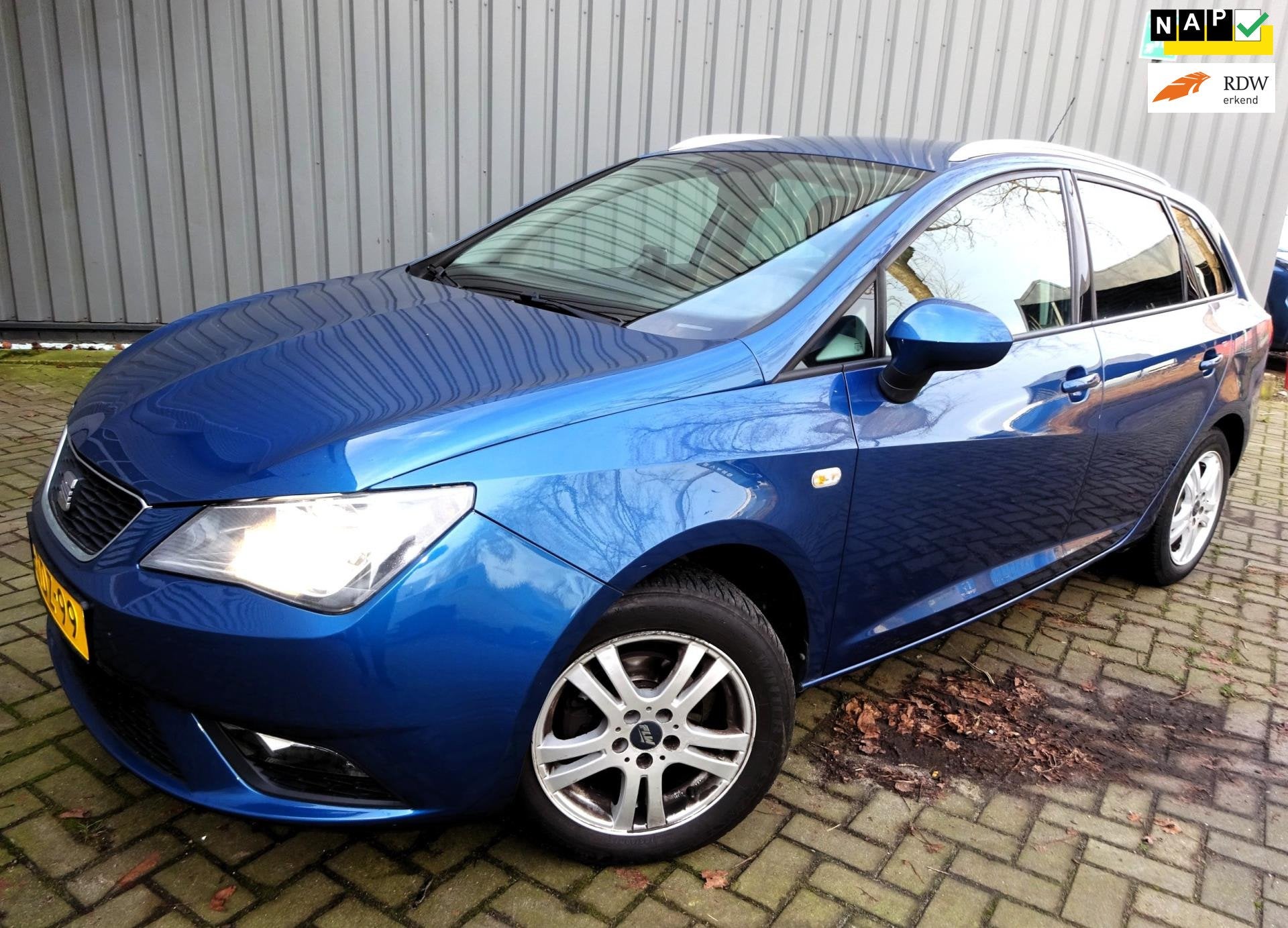 Seat Ibiza ST 1.2 TSI Chill Out | Navi |Cruisecontole, Voorwielaandrijving, Euro 5, Zwart, Blauw