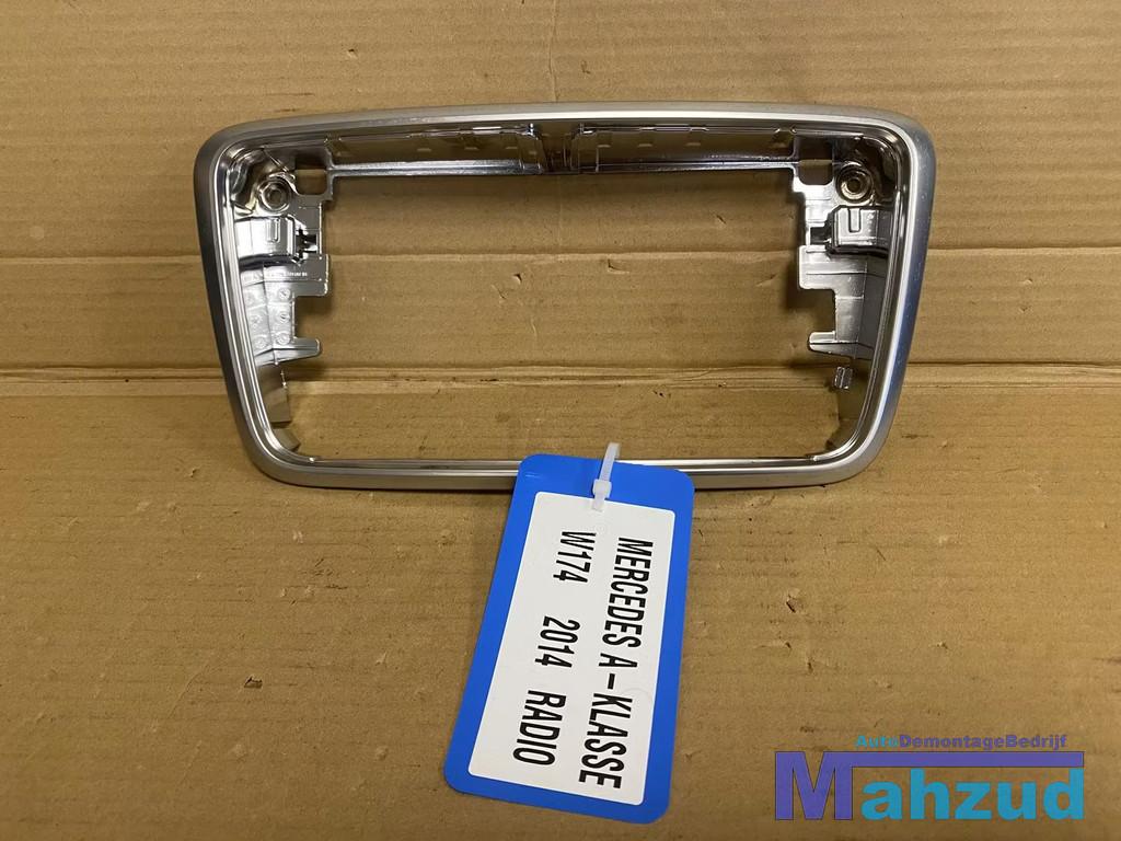 MERCEDES CLA GLA A KLASSE Radio frame sierlijst 2011-2019, Gebruikt, Mercedes-Benz AG, Mercedes-Benz, Ophalen of Verzenden