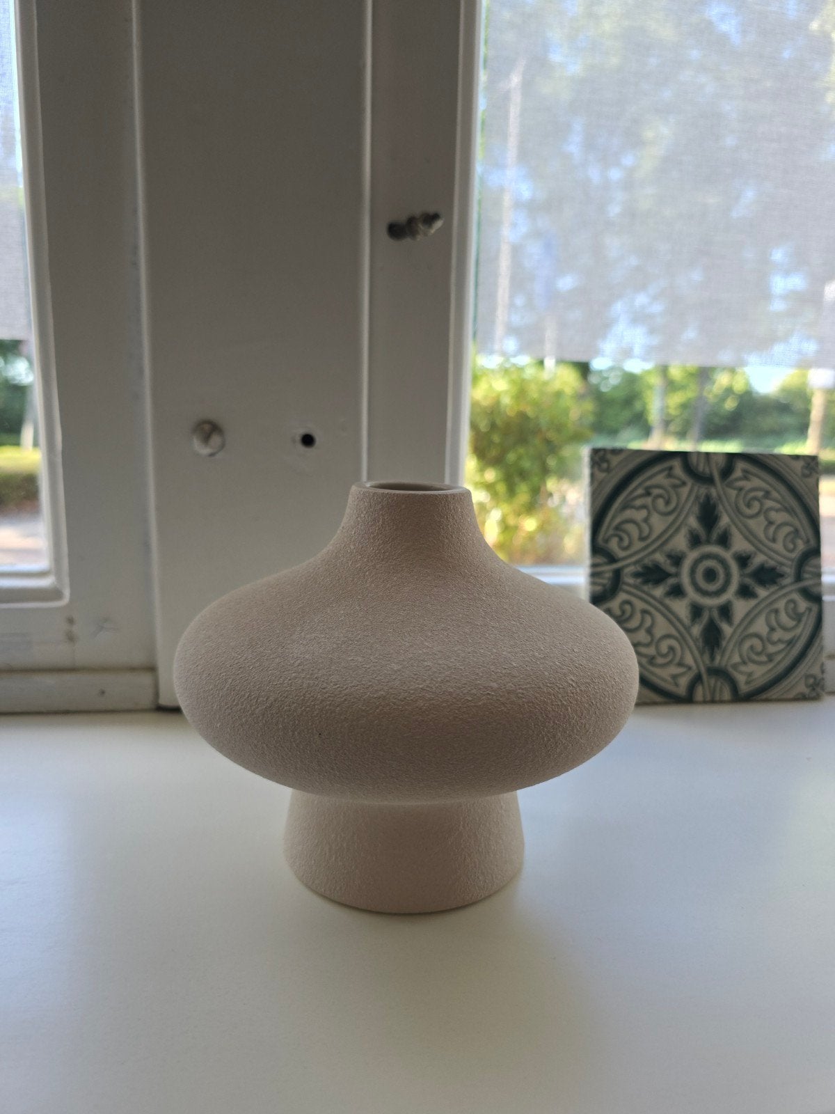 H&M Home vaas beige "paddestoel", Huis en Inrichting, Woonaccessoires | Vazen, Gebruikt, Beige, Ophalen of Verzenden, Geschikt voor droogbloemen