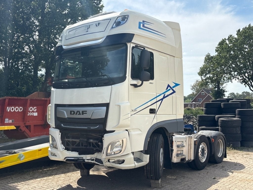 DAF XF 480 FTG 2020 6X2 LIFTAS 469267KM, Auto's, Automaat, Zwart, Wit, Bedrijf