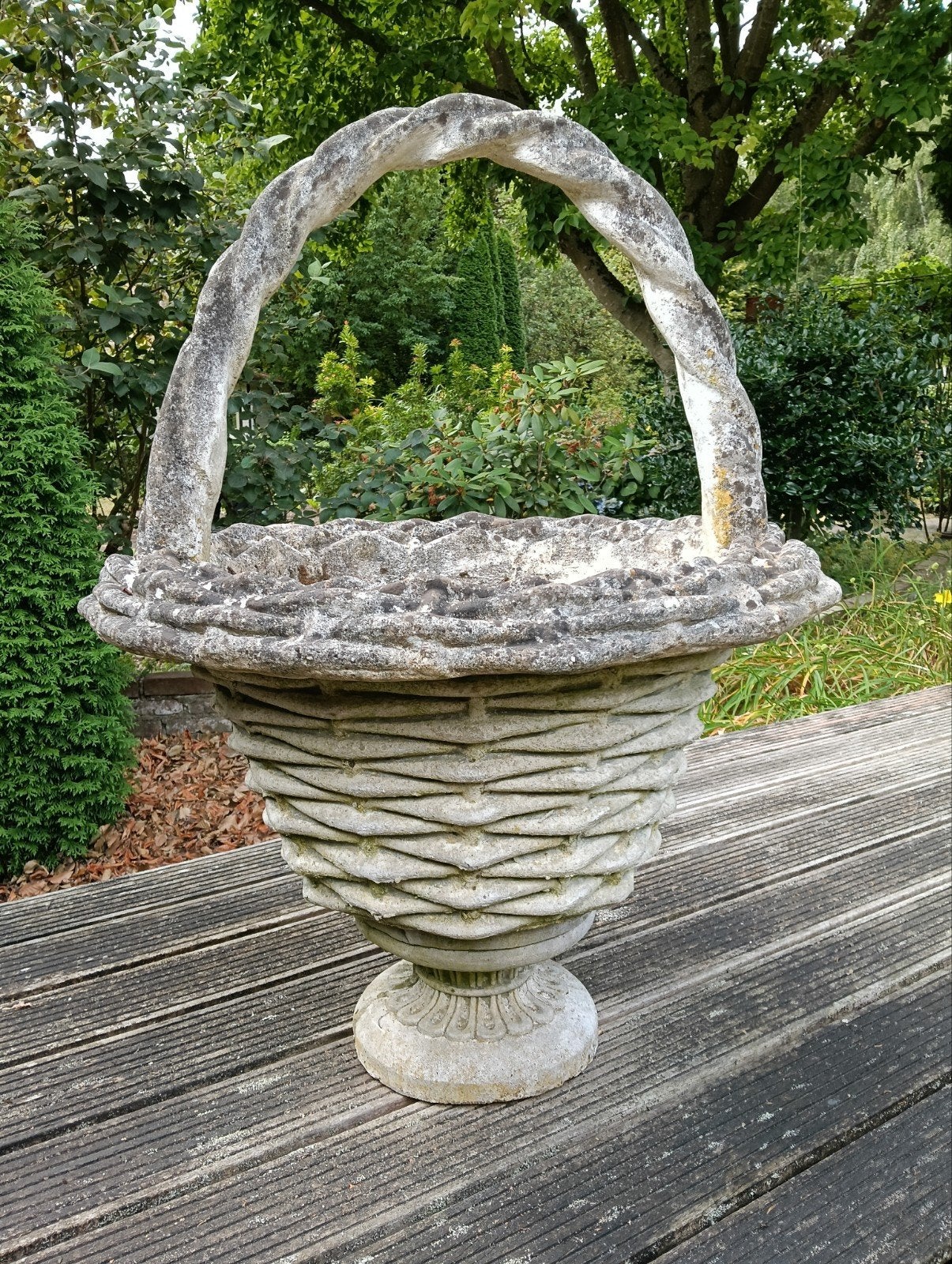 Decoratieve Betonnen Bloembak in Mandvorm, Ophalen, Gebruikt, Rond, Balkon