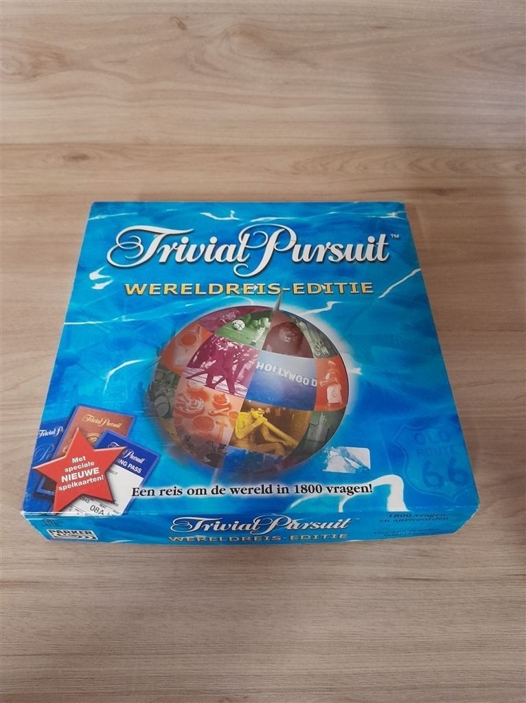 Trivial pursuit - wereldreis-editie - s3697, Hobby en Vrije tijd, Gezelschapsspellen | Bordspellen, Verzenden, Zo goed als nieuw
