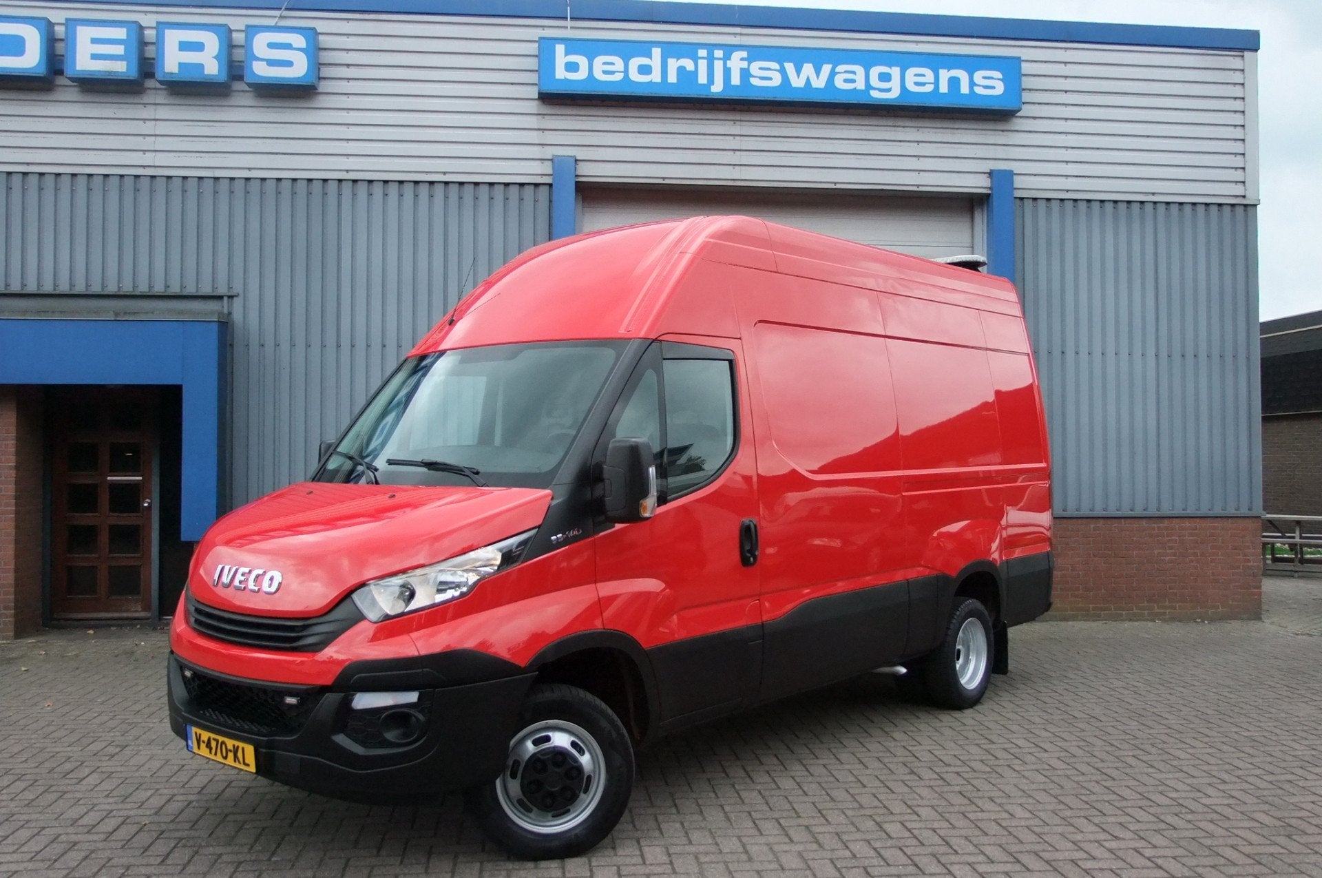 Iveco Daily 35C14V 2.3 352 H3 L3 / Dubbel lucht/ 3500kg trek, Auto's, Gebruikt, Euro 6, Iveco, Bedrijf