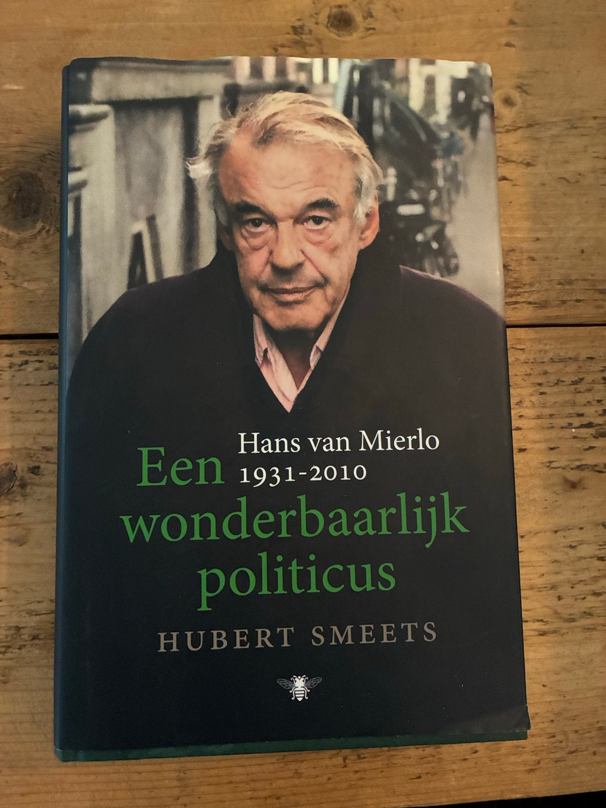 Hans van Mierlo: Een wonderbaarlijk politicus, Ophalen of Verzenden, Zo goed als nieuw, Politiek