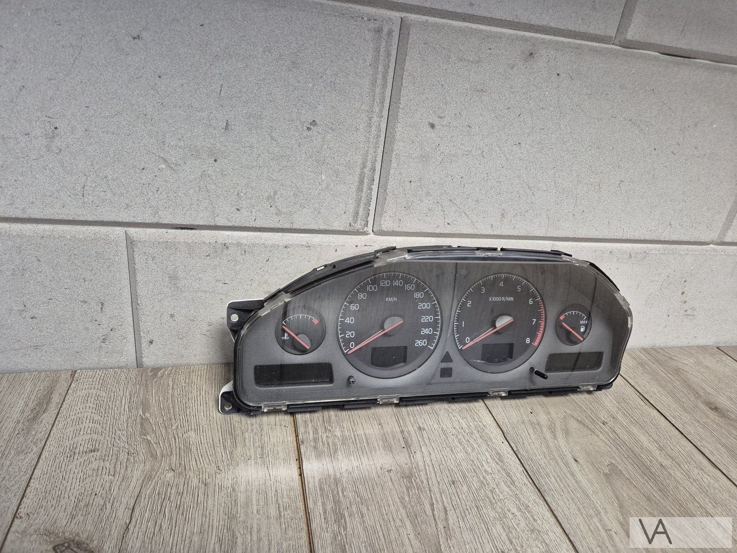 Tellerklok cockpit voor Volvo V70 / S60 2000-2003 8637993, Gebruikt, -, -, Ophalen of Verzenden