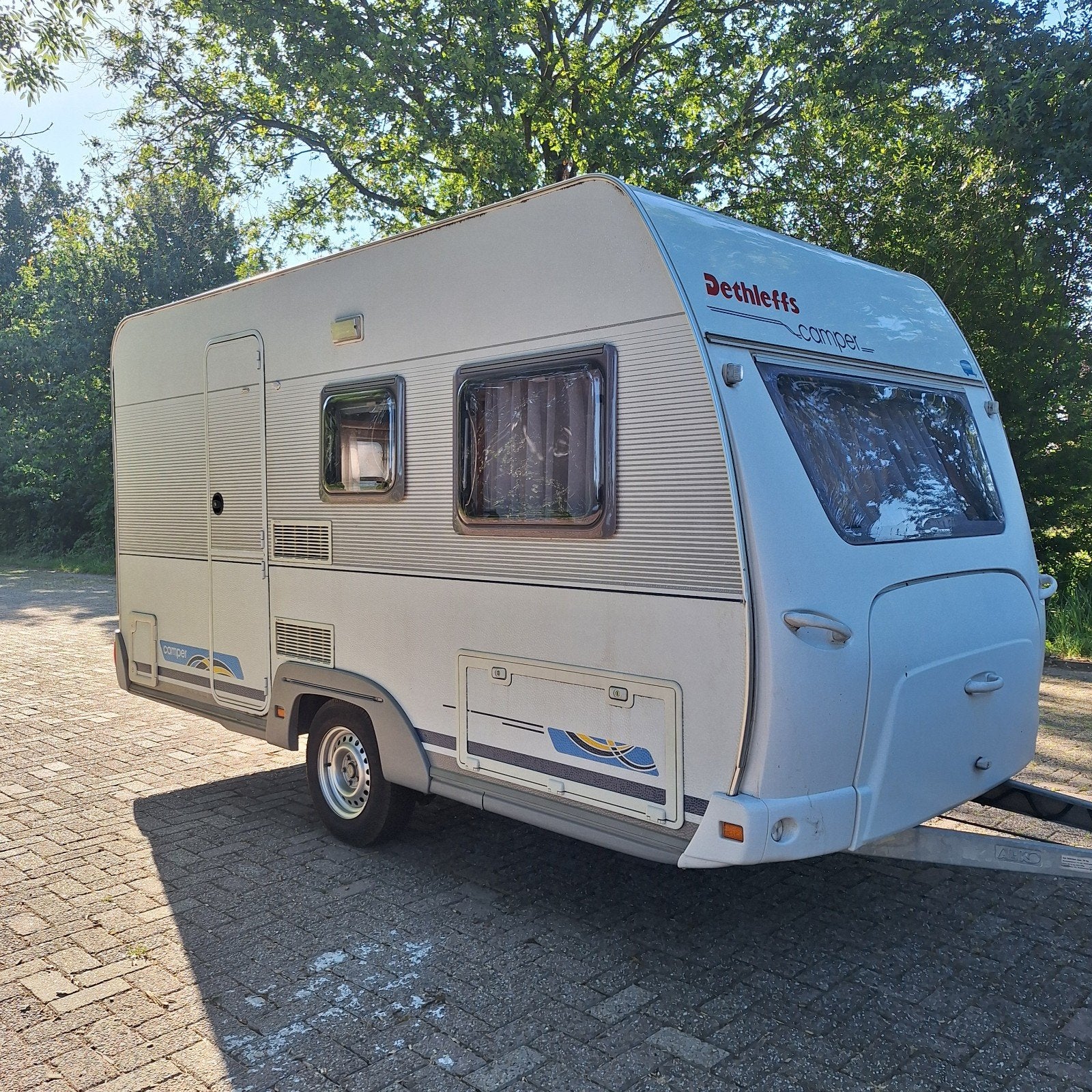 Dethleffs Camper 420, Voortent, Airco, 2de Eigenaar, Dwarsbed, Bedrijf, Treinzit, 750 - 1000 kg