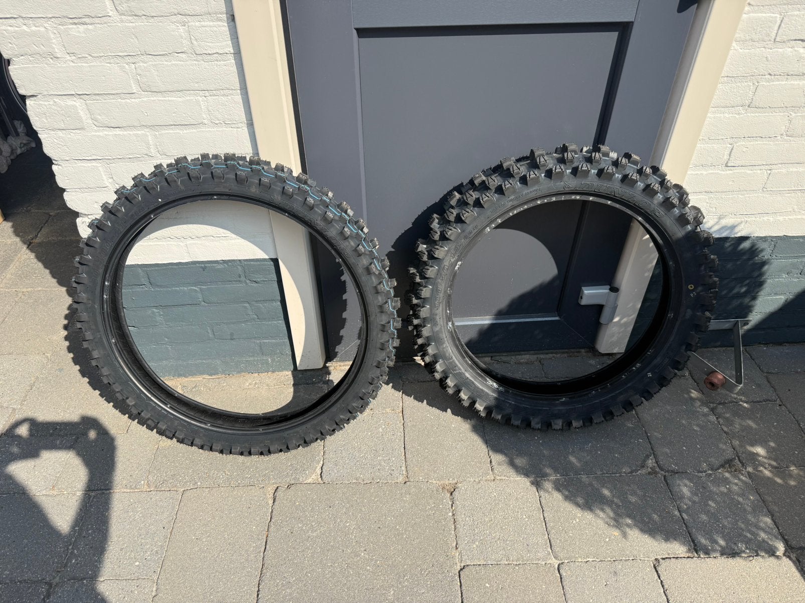Nieuwe crossbanden dunlop, Ophalen