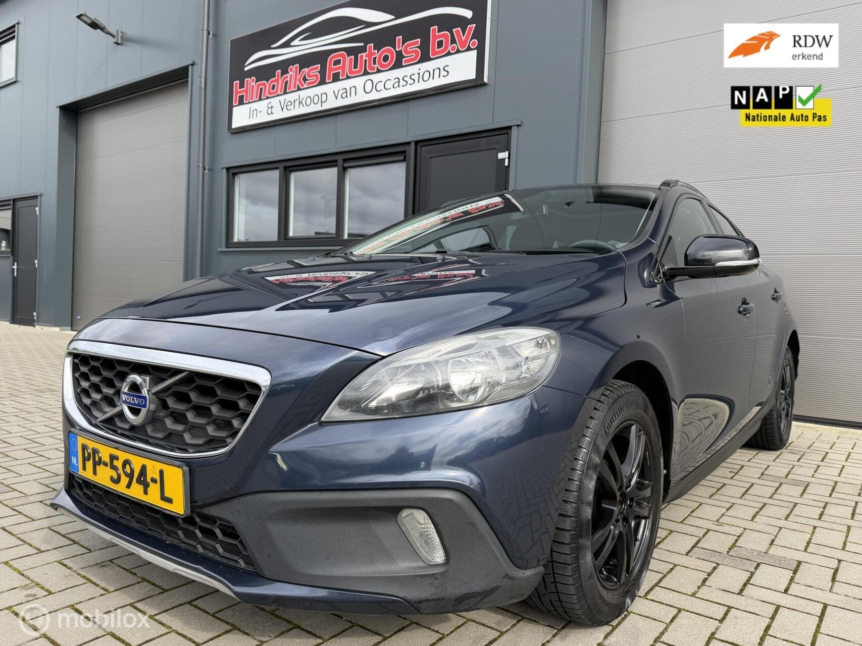 Volvo V40 Cross Country 1.6 D2 Summum, Auto's, Volvo, Voorwielaandrijving, Euro 5, Gebruikt, 1287 kg