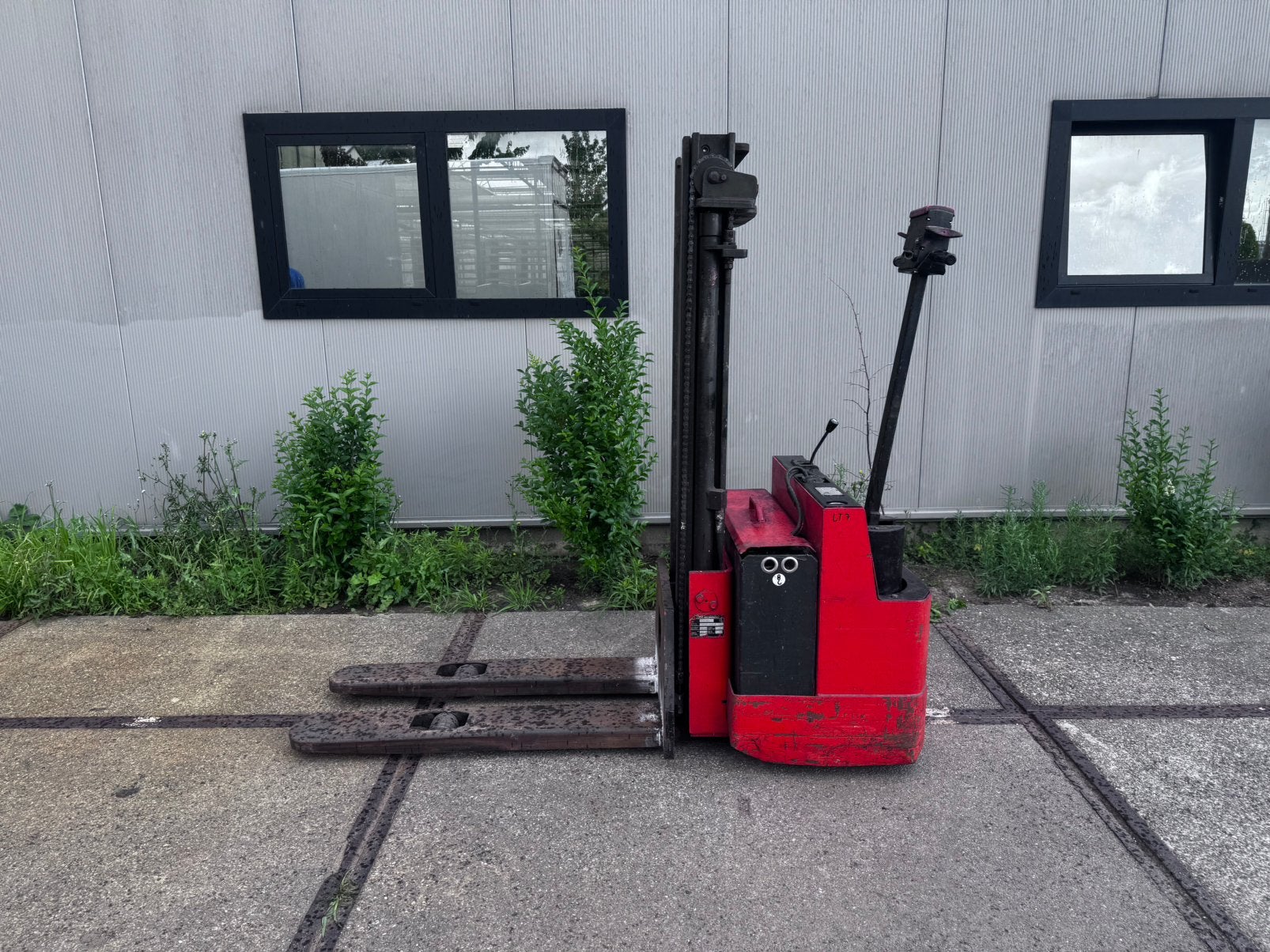 Linde L16 elektrische stapelaar pompwagen 1600 kg 279cm hoog, Doe-het-zelf en Verbouw, Palletwagens en Pompwagens, Ophalen, Gebruikt