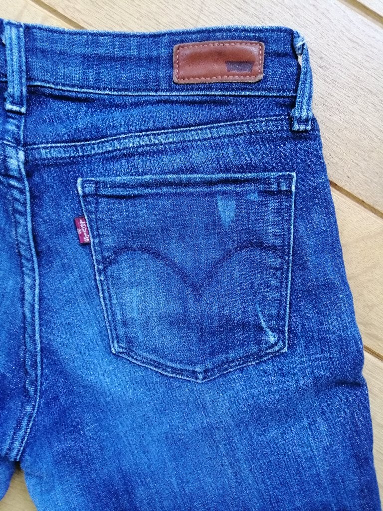 LEVI spijkerbroek Modern Rise Skinny maat 27 x 34, Blauw, Ophalen of Verzenden, Zo goed als nieuw, W27 (confectie 34) of kleiner
