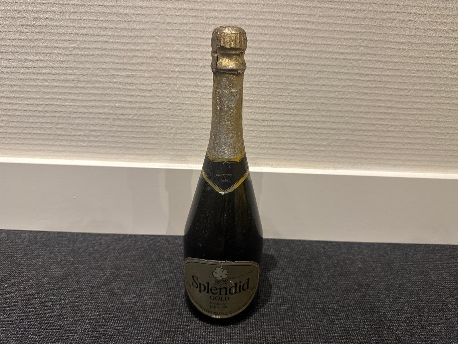 Vintage Splendid Gold Halbtrocken - Duitse Kwaliteit, Ophalen, Gebruikt, Overige gebieden, Witte wijn