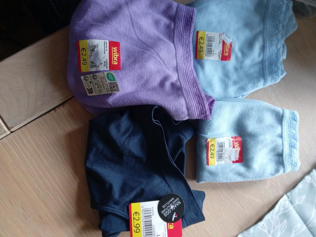 4 nieuwe dames ondergoed maat L, Ophalen, Slip