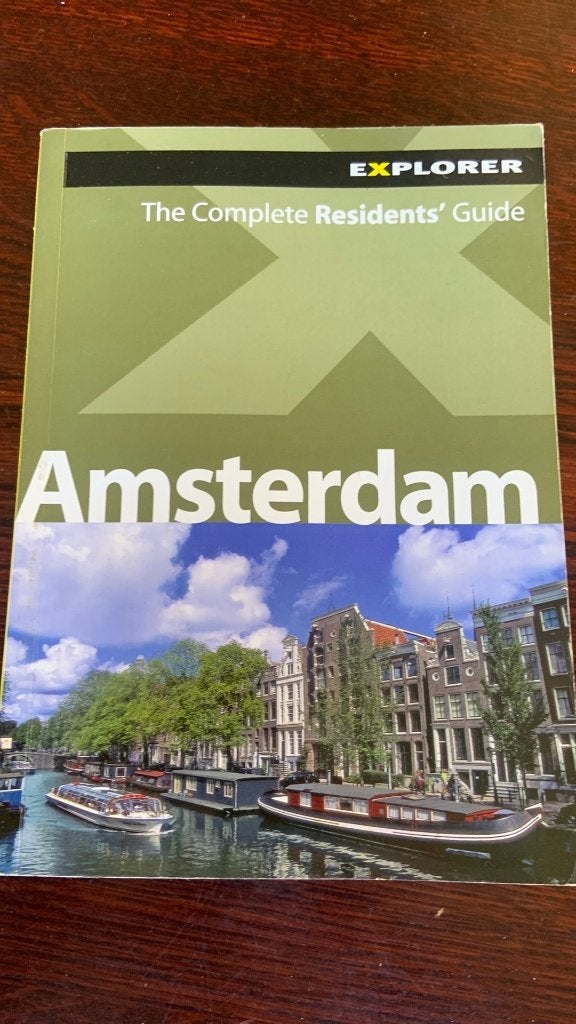 The complete residents guide Amsterdam, Overige merken, Europa, Ophalen of Verzenden, Zo goed als nieuw