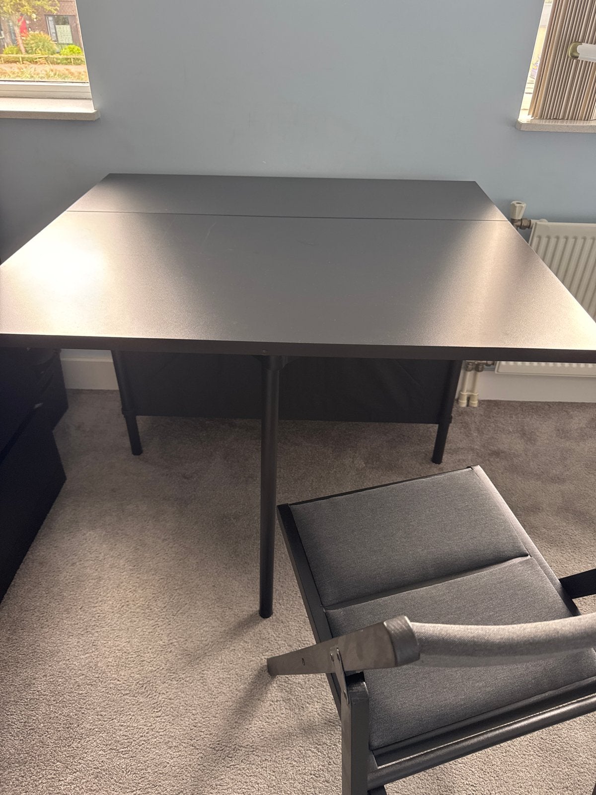 Compacte opklapbare eettafel met stoel, Huis en Inrichting, Tafels | Eettafels, Ophalen, Gebruikt, 100 tot 150 cm, 50 tot 100 cm