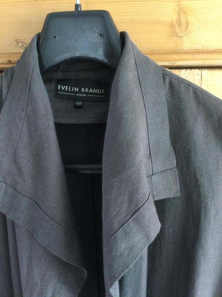 Evelin Brandt Berlin Jas Maat 42, Kleding | Dames, Ophalen of Verzenden, Zo goed als nieuw, Maat 42/44 (L), Grijs