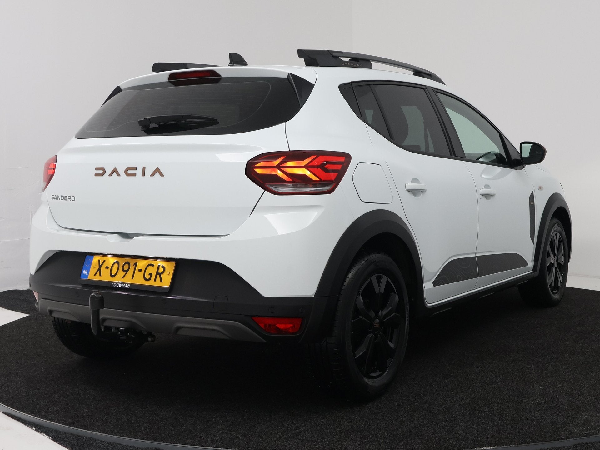 Dacia SANDERO Stepway 1.0 TCe 90 Extreme | Trekhaak | Climat, Stof, Origineel Nederlands, 91 pk, 19 km/l