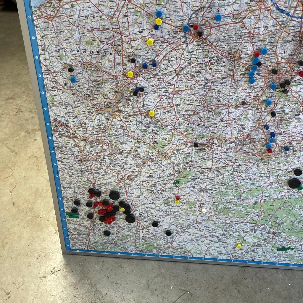 Falk Kaart van België op Whiteboard Magneetbord 121x100cm, Ophalen, Gebruikt, Falk, Falk