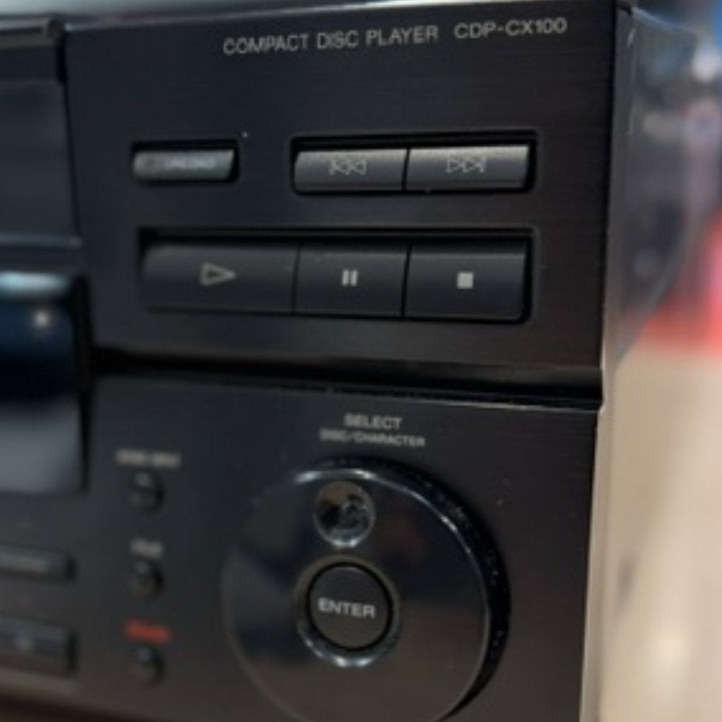 Sony cdp-cx 100 cd wisselaar met afstandbediening en boekje, Audio, Tv en Foto, Cd-spelers, Sony, Gebruikt, Support@sony.com, 1-7-1 Konan, Minato-ku
Tokyo 108-0075
Japan