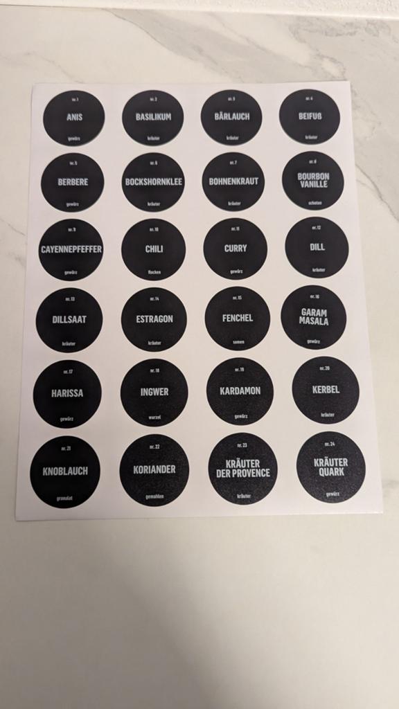 96 Spice Label Stickers, 4 Sheets, Self-Adhesive & Residue, Huis en Inrichting, Keuken | Complete keukens, Ophalen