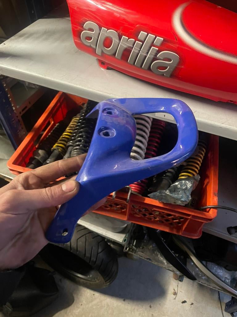 Aprilia sr 50 125 achter vleugel spoiler, Ophalen of Verzenden, Pia, Pi, Pia