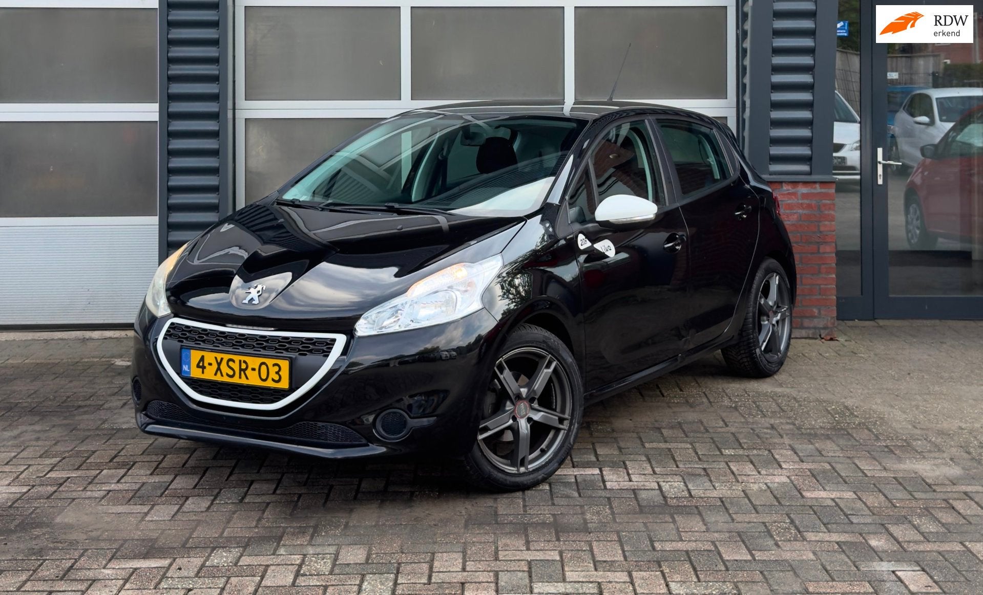 Peugeot 208 1.0 vti | 68 PK | Cruise Control | Bluetooth | A, Auto's, Voorwielaandrijving, Euro 5, 450 kg, 31 €/maand