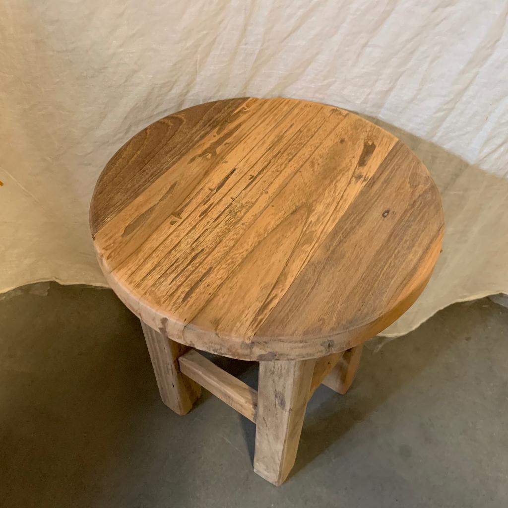 Krukje – Robuust teak - 30 cm - TTM Wonen, Huis en Inrichting, Krukjes, TTM Wonen, Meubels – (Perzische) Tapijten en Woonaccessoires