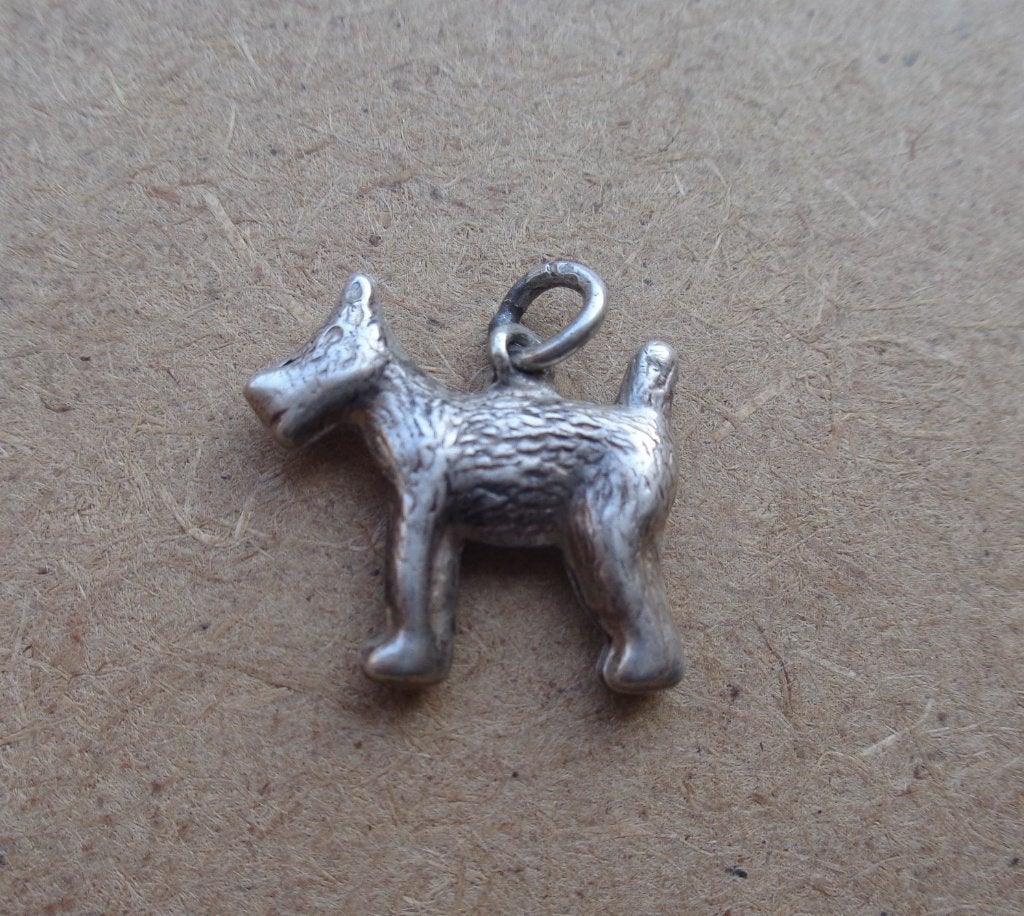 zilveren vintage bedel hond [649], Overige merken, Verzenden, Zo goed als nieuw, 1 bedel