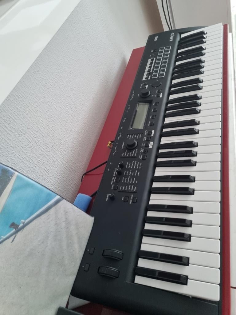 Korg Kross 2, Muziek en Instrumenten, Ophalen, Zo goed als nieuw, 61 toetsen, Korg