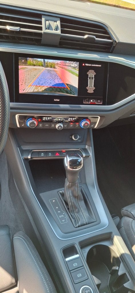 Foto 18 van Audi Q3 35 TFSI S-Line | Aut. | NL | Elec Trekhaak | Virtual