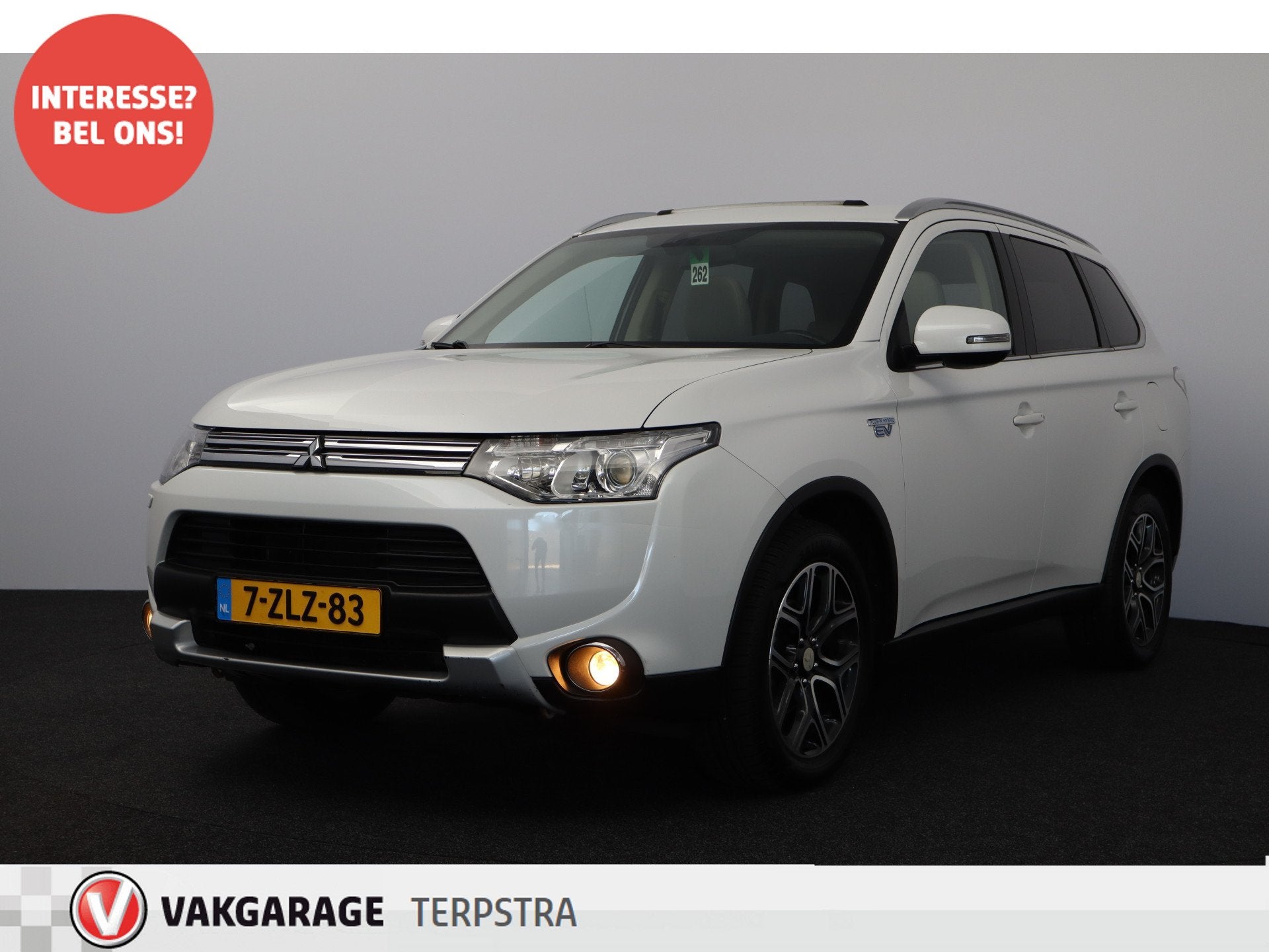 Mitsubishi Outlander 2.0 PHEV Instyle X-Line/ Schuif-Kanteld, Automaat, Beige, 4 cilinders, Wit