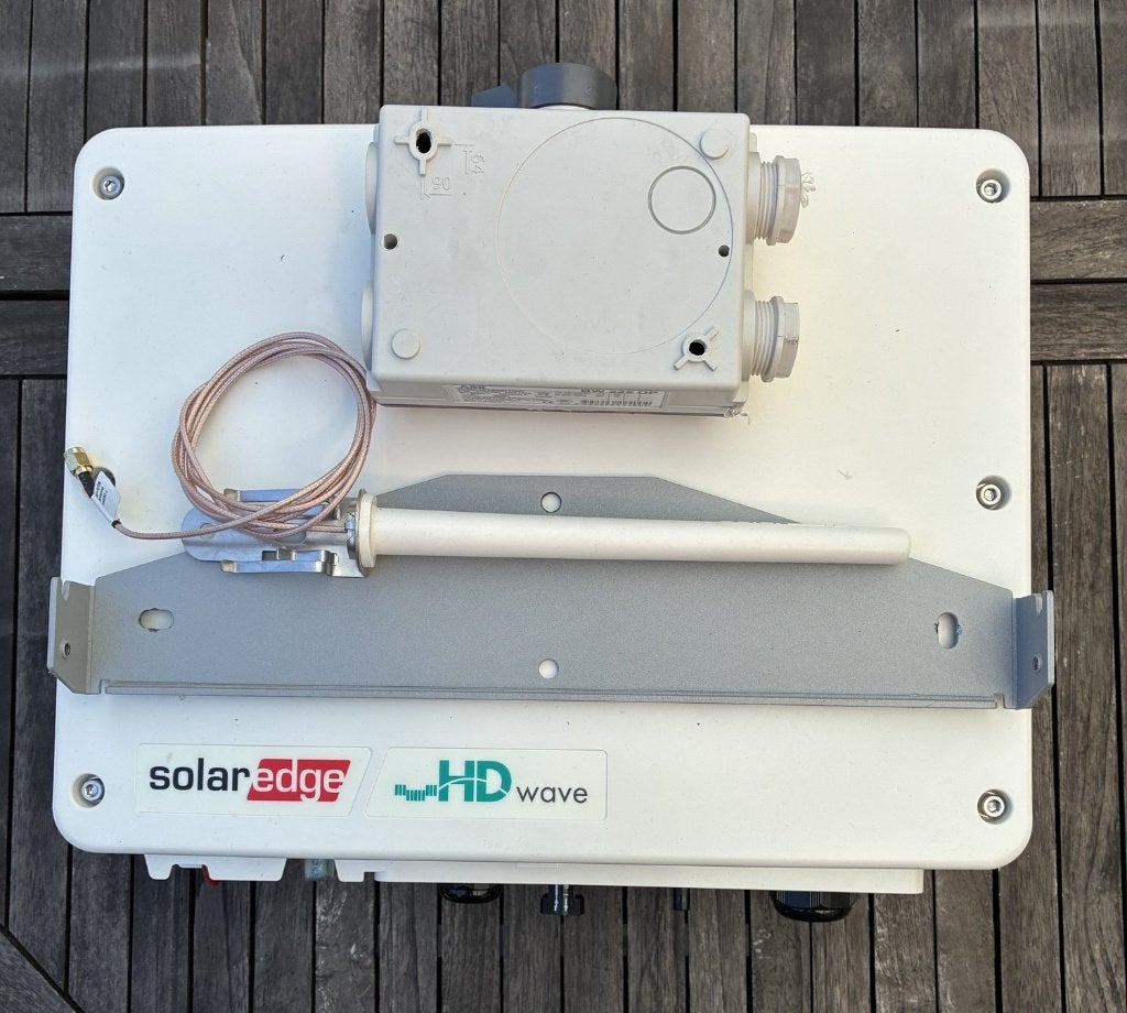 Te koop 2 SolarEdge omvormers, Ophalen of Verzenden, Gebruikt, Overige typen, 200 wattpiek of meer